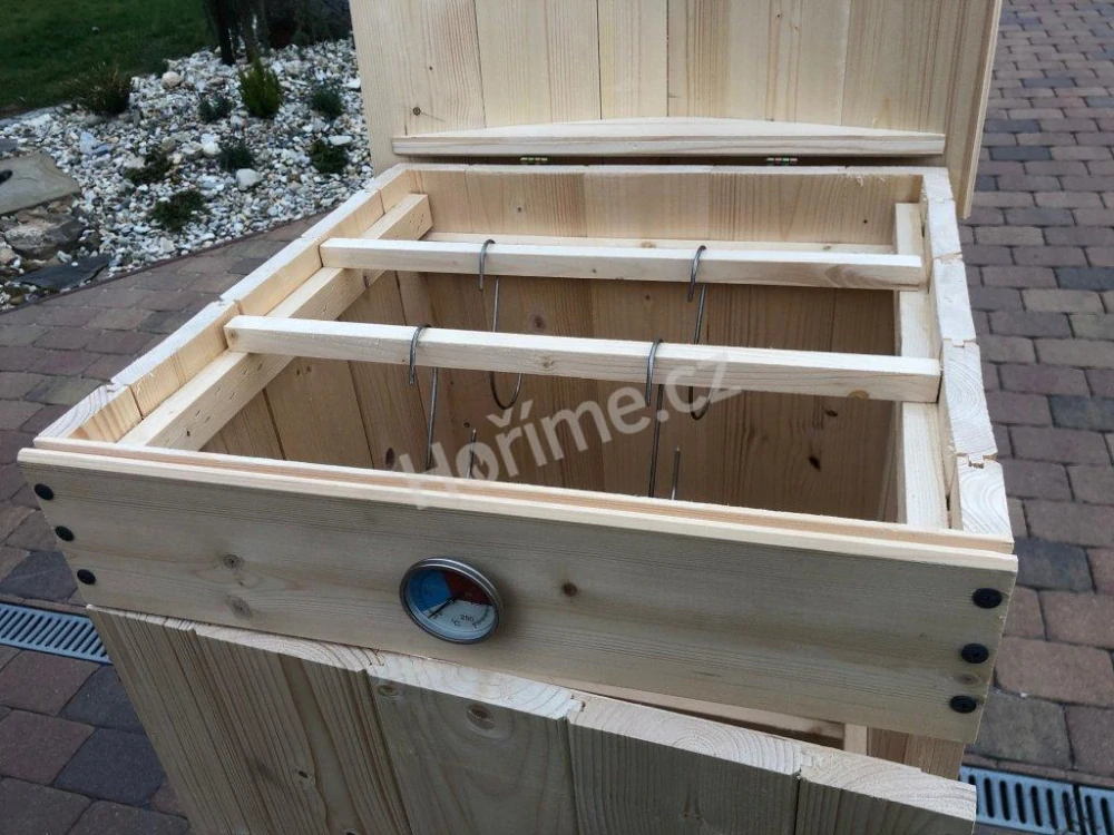Hoříme.cz Zahradní domácí udírna HM50155K KOMPLET velká